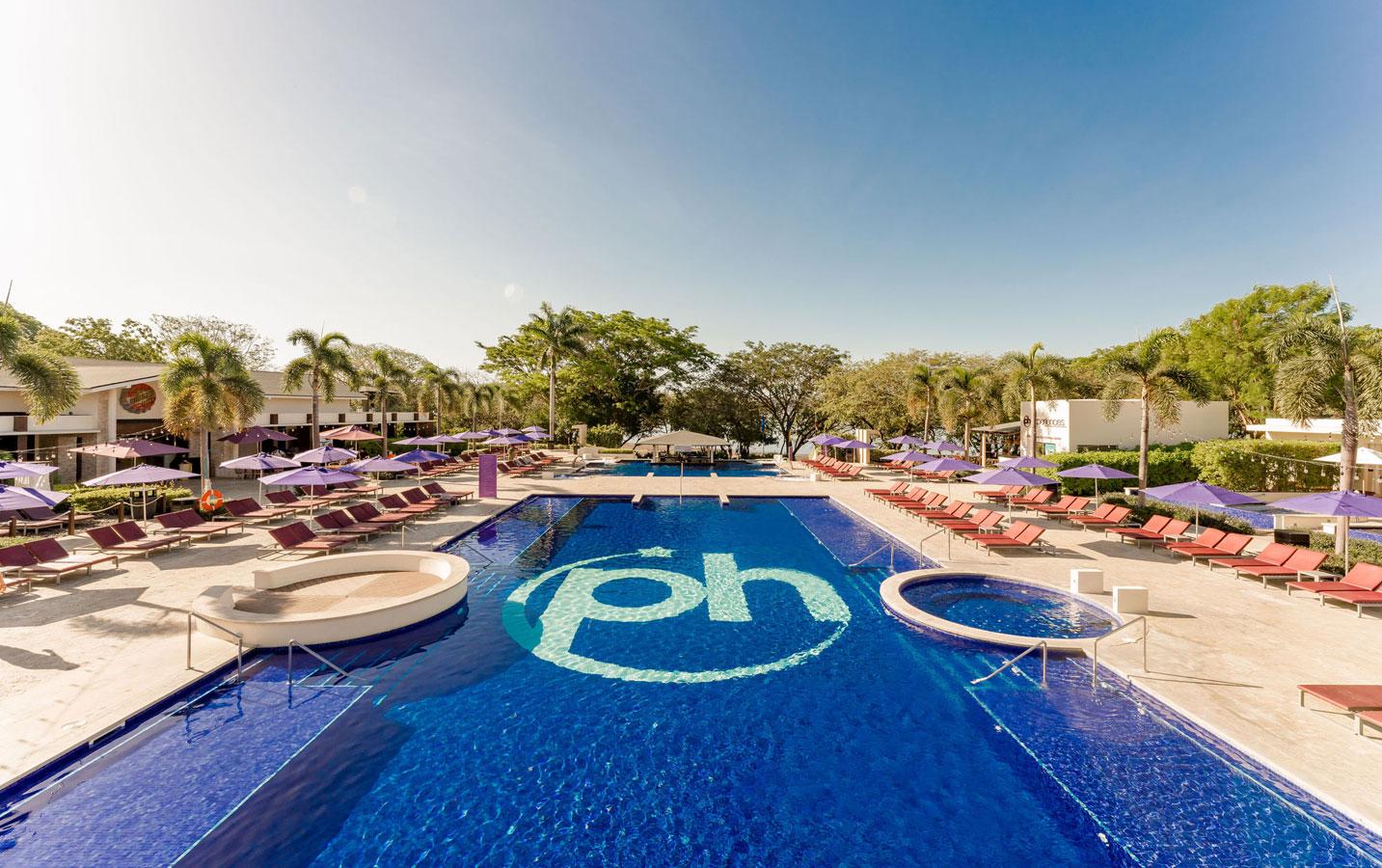 Planet Hollywood Beach Resort Goa